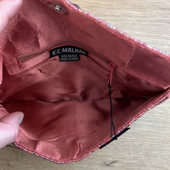 NEW WITH TAGS Designer clutch - Picture 7 of 8